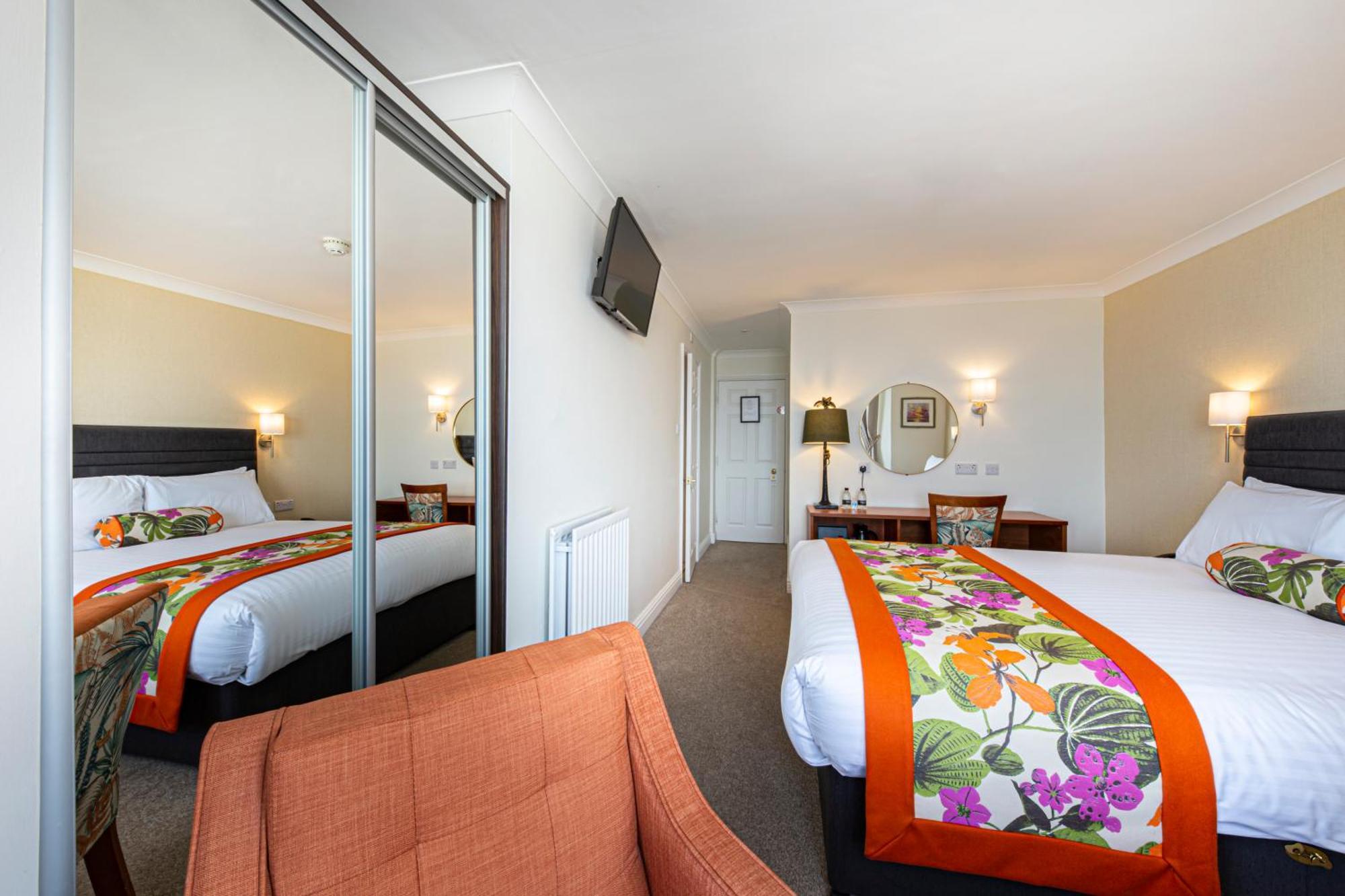 The Beaches Hotel And Spa Prestatyn Exterior photo