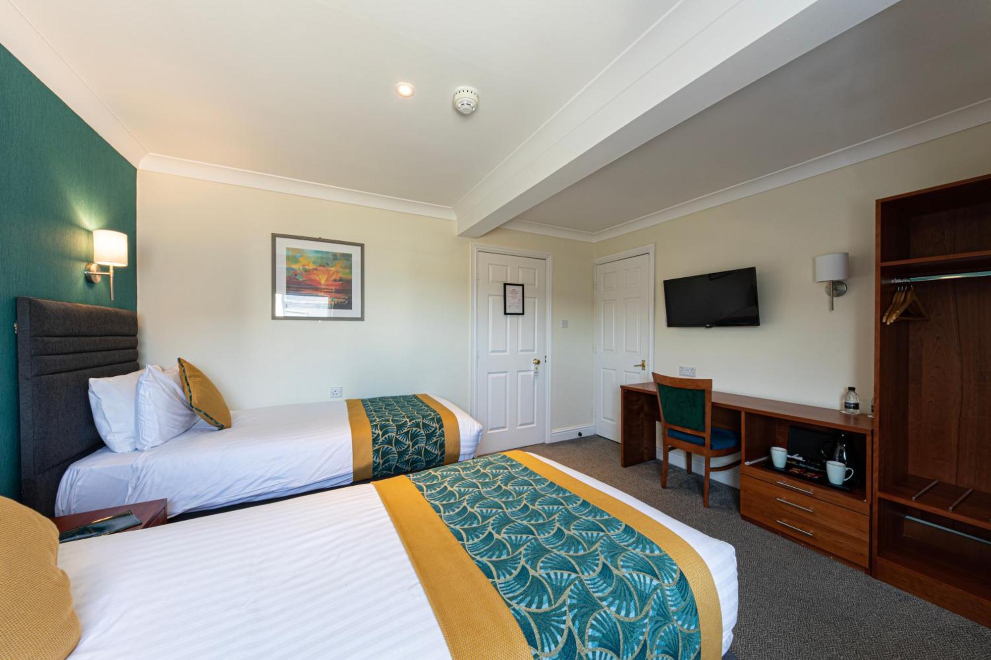 The Beaches Hotel And Spa Prestatyn Exterior photo